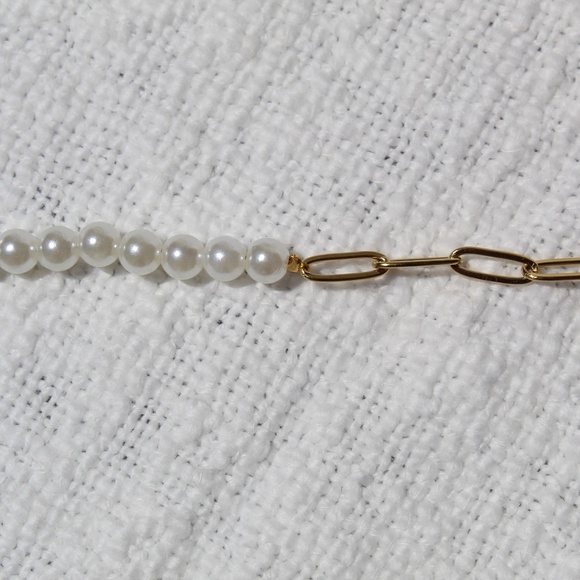 Gold Paper Clip and Pearl OT Toggle Bracelet - Picture 8 of 8